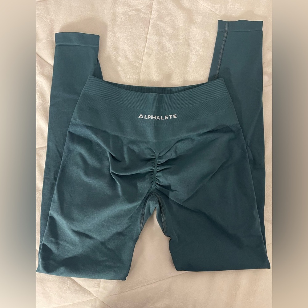 Alphalete amplify leggings